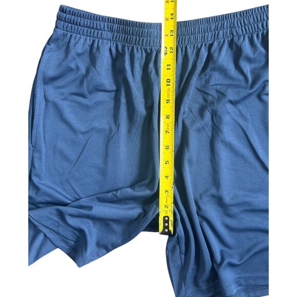Amazon Essentials Men's Performance Tech Loose-Fit Shorts Medium of 2 Large - Picture 9 of 10